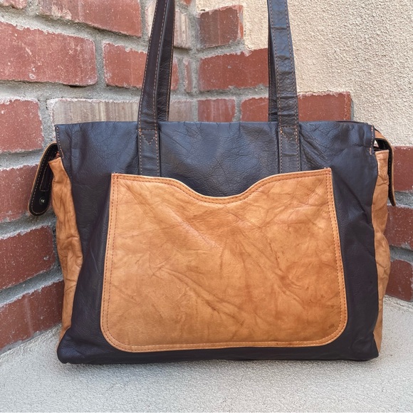 Unique Soft Leather 2-Tone Mushroom Shoulder/Tote/Bag with nature scarf/wrap - Picture 3 of 12